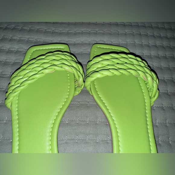 Simmi Lime Green Braided Sandals. Size US 9. NWOT - Picture 6 of 7